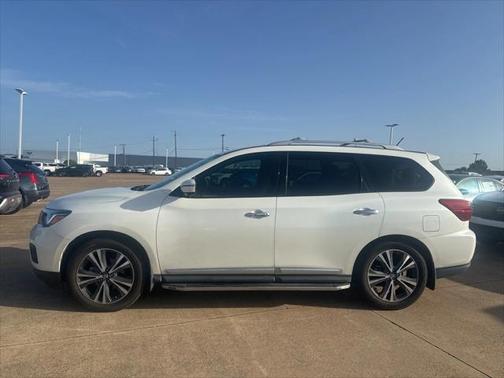 2017 Nissan Pathfinder Platinum