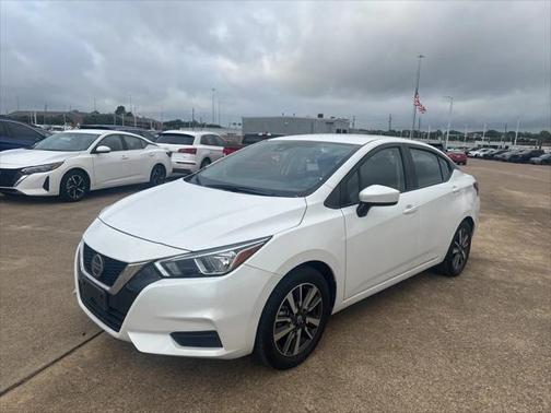 2022 Nissan Versa 1.6 SV