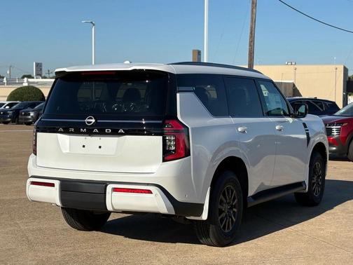 2026 Nissan Armada SV
