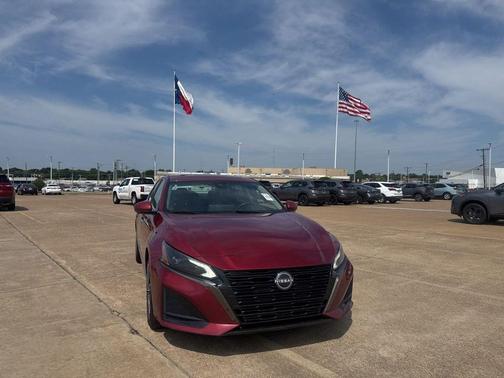 Scarlet Ember Tintcoat 2023 Nissan Altima 2.5 SL