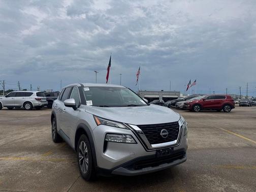 Brilliant Silver Metallic 2023 Nissan Rogue SV