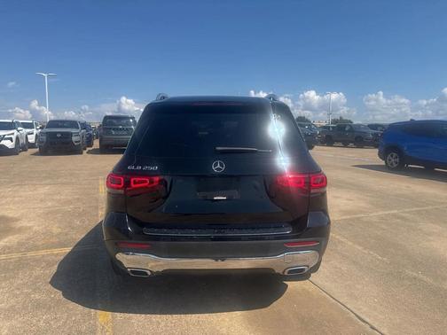 2020 Mercedes-Benz GLB 250 Base