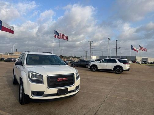 Summit White 2014 GMC Acadia SLE-1