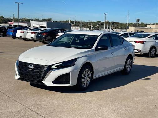2025 Nissan Altima S FWD