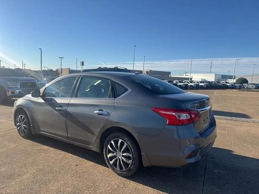 2016 Nissan Sentra SV