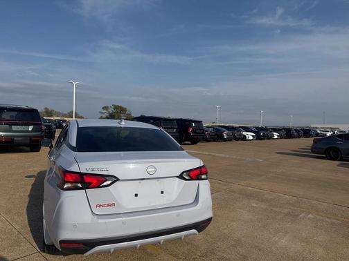 2025 Nissan Versa 1.6 SV