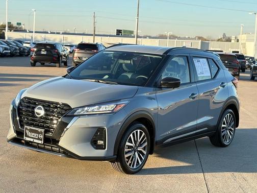 2024 Nissan Kicks SR