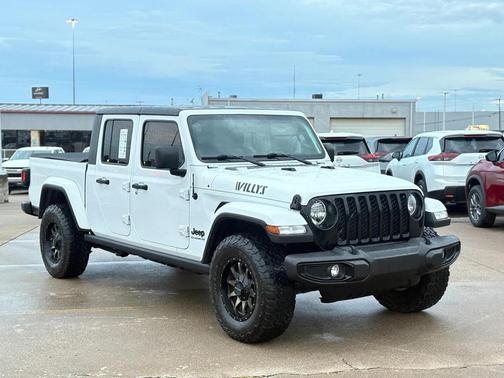 2021 Jeep Gladiator Sport