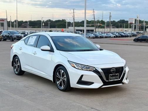 Aspen White 2022 Nissan Sentra SV