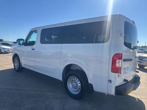 2020 Nissan NV Passenger NV3500 HD S V6