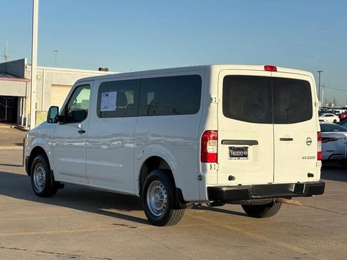 2020 Nissan NV Passenger NV3500 HD S V6