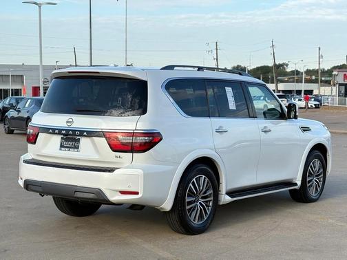 2023 Nissan Armada SL 2WD