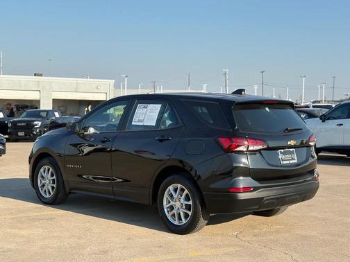 2024 Chevrolet Equinox LS
