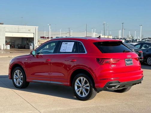 2023 Audi Q3 Premium 45 TFSI S line quattro Tiptronic