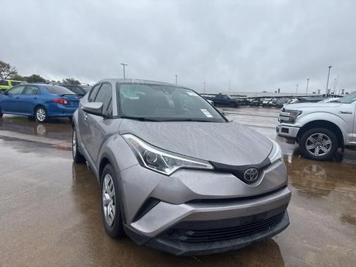 2019 Toyota C-HR LE