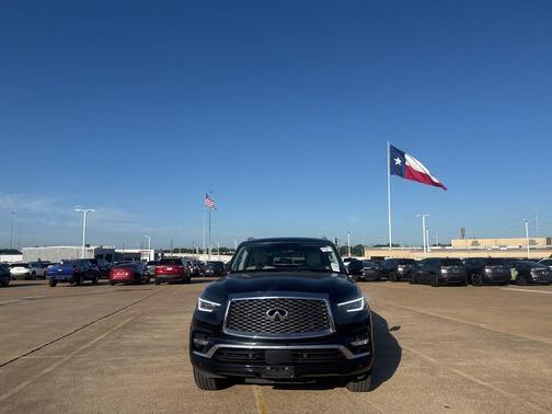 Mineral Black 2021 INFINITI QX80 Luxe
