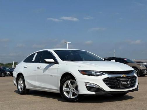 2022 Chevrolet Malibu FWD LT