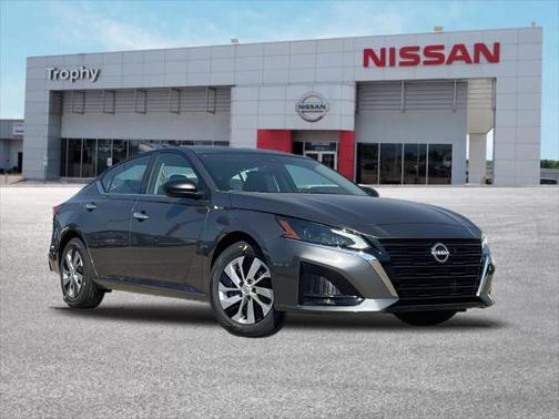 2025 Nissan Altima S FWD
