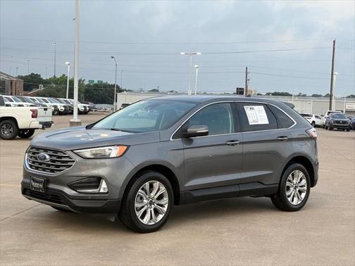 2023 Ford Edge Titanium