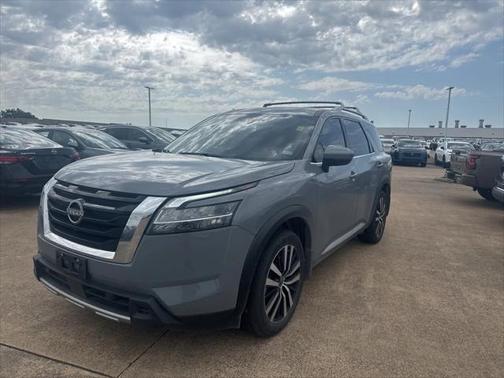 2024 Nissan Pathfinder Platinum FWD