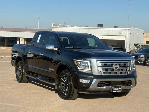 2021 Nissan Titan Platinum Reserve