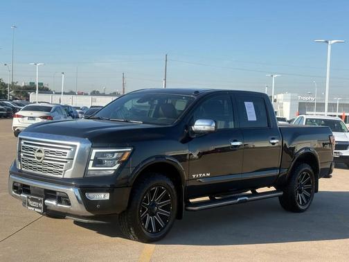 2021 Nissan Titan Platinum Reserve