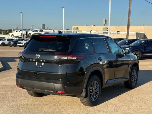 2026 Nissan Rogue S