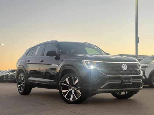 2024 Volkswagen Atlas Cross Sport 2.0T SE w/Technology