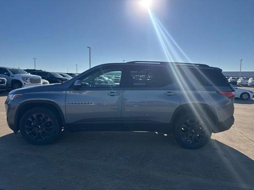 2021 Chevrolet Traverse RS