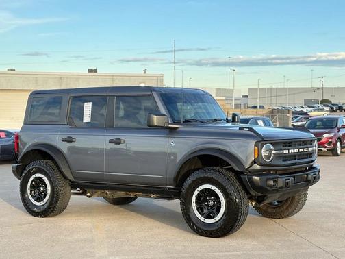 2023 Ford Bronco Black Diamond