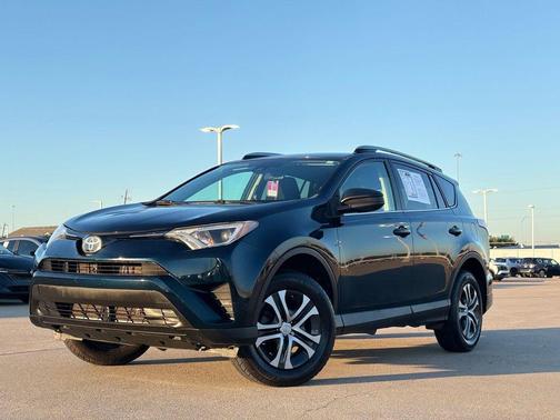 Aqua 2017 Toyota RAV4 LE
