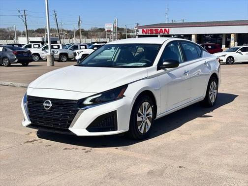 2025 Nissan Altima S FWD