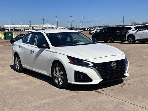 2025 Nissan Altima S FWD