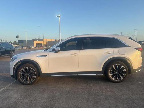 2024 Mazda CX-90 PHEV Premium Plus