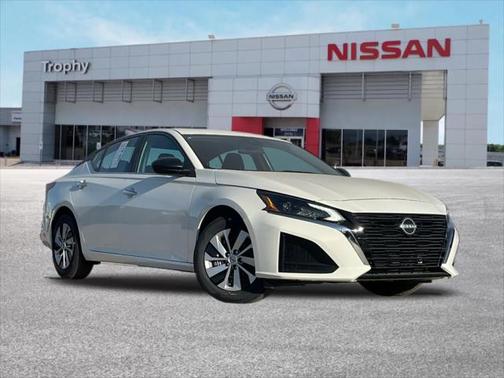 2025 Nissan Altima S FWD