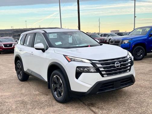 2025 Nissan Rogue SV