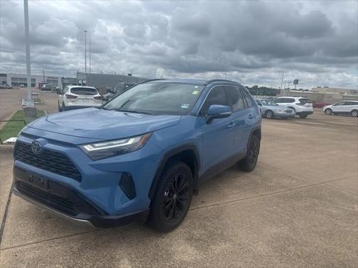 2024 Toyota RAV4 Hybrid SE