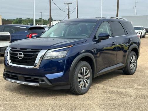 2025 Nissan Pathfinder SL FWD