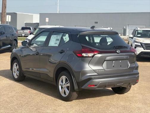 2025 Nissan Kicks S