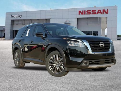 2025 Nissan Pathfinder SL 4WD
