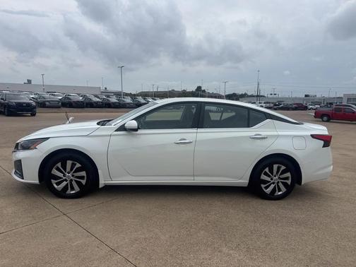2023 Nissan Altima S FWD