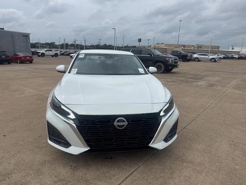 2023 Nissan Altima S FWD