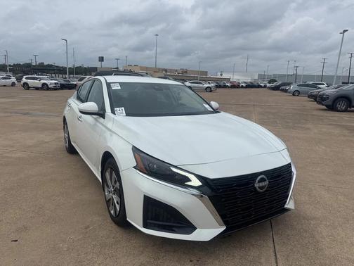2023 Nissan Altima S FWD