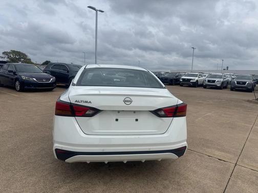 2023 Nissan Altima S FWD