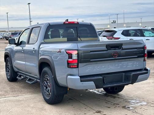 2025 Nissan Frontier PRO-X