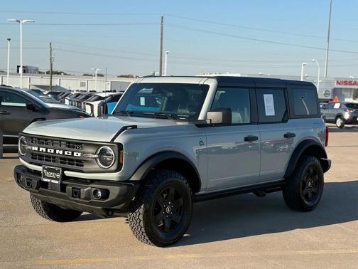 2024 Ford Bronco Black Diamond