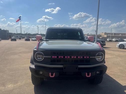 2024 Ford Bronco Black Diamond