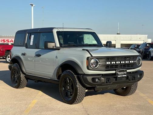2024 Ford Bronco Black Diamond