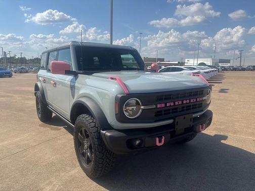 2024 Ford Bronco Black Diamond