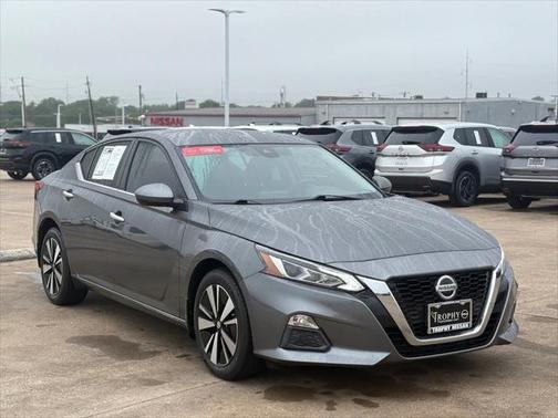 2021 Nissan Altima 2.5 SV